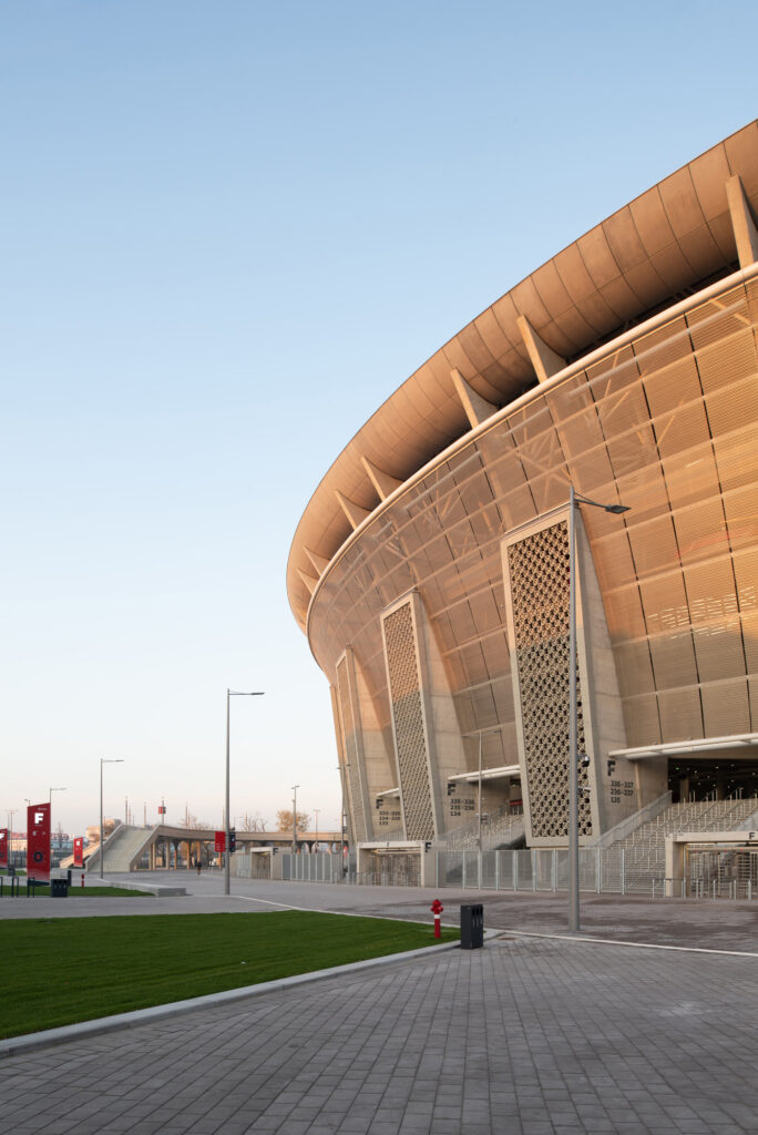 Codina Architectura Puskas Arena Rete metallica