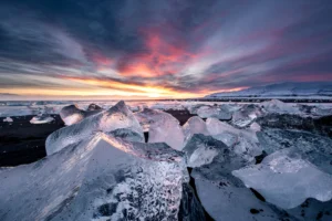 A building inspired by the landscapes of Iceland