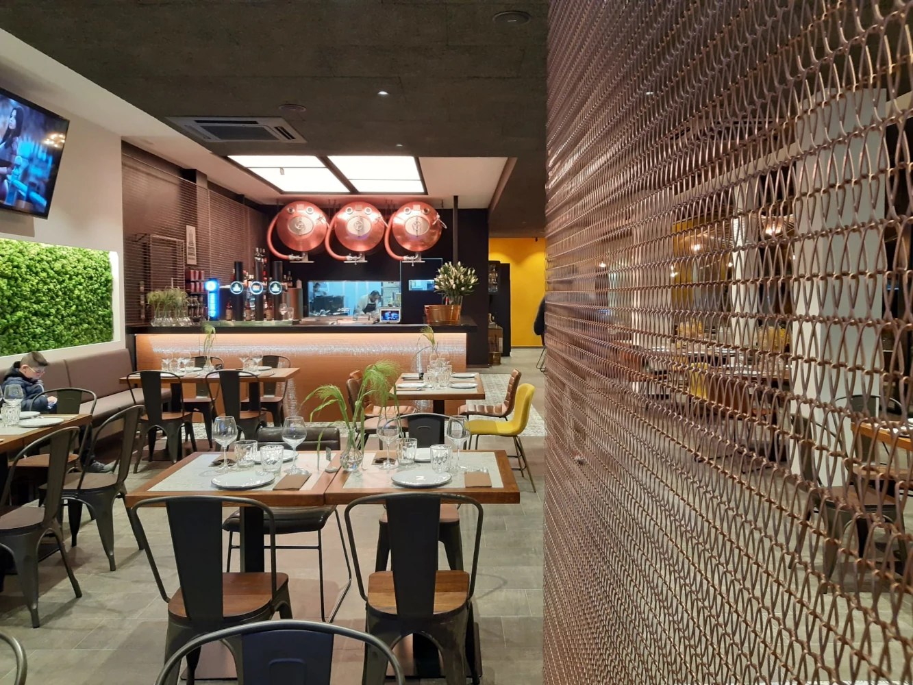 Codina Architectural- The Insitu Restaurant & Lounge, located in Igualada, seeks to offer a creative cooking experience through its interior decoration.