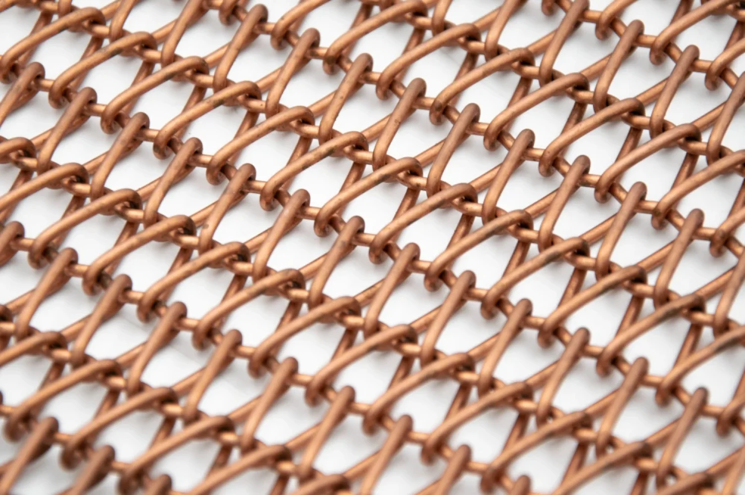 Brass vs Stainless Steel Wire Mesh: What Wire Mesh Alloy Makes Sense?
